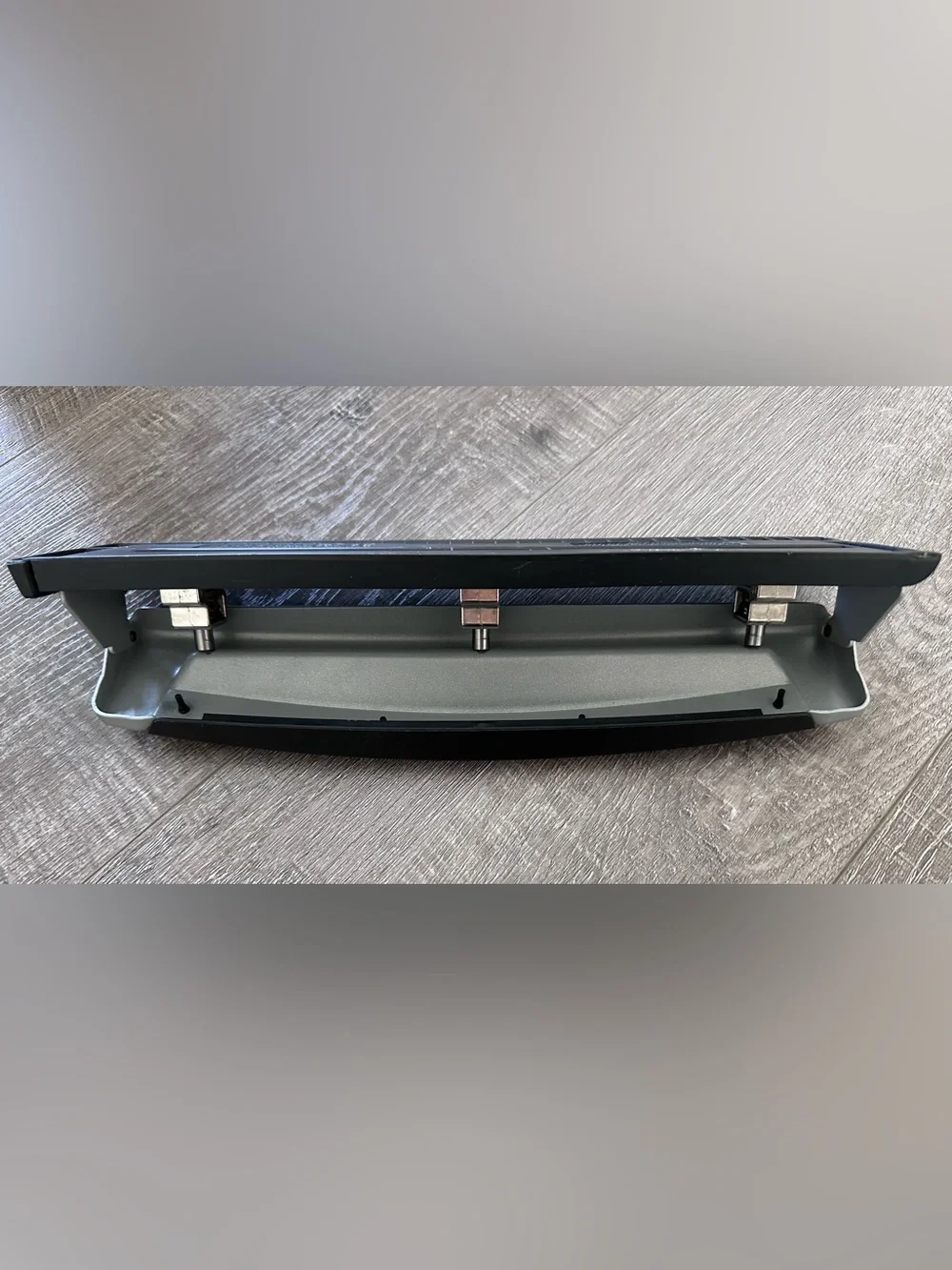 3-Hole Paper Hole Punch, Swingline Precision Pro, 10 sheet capacity